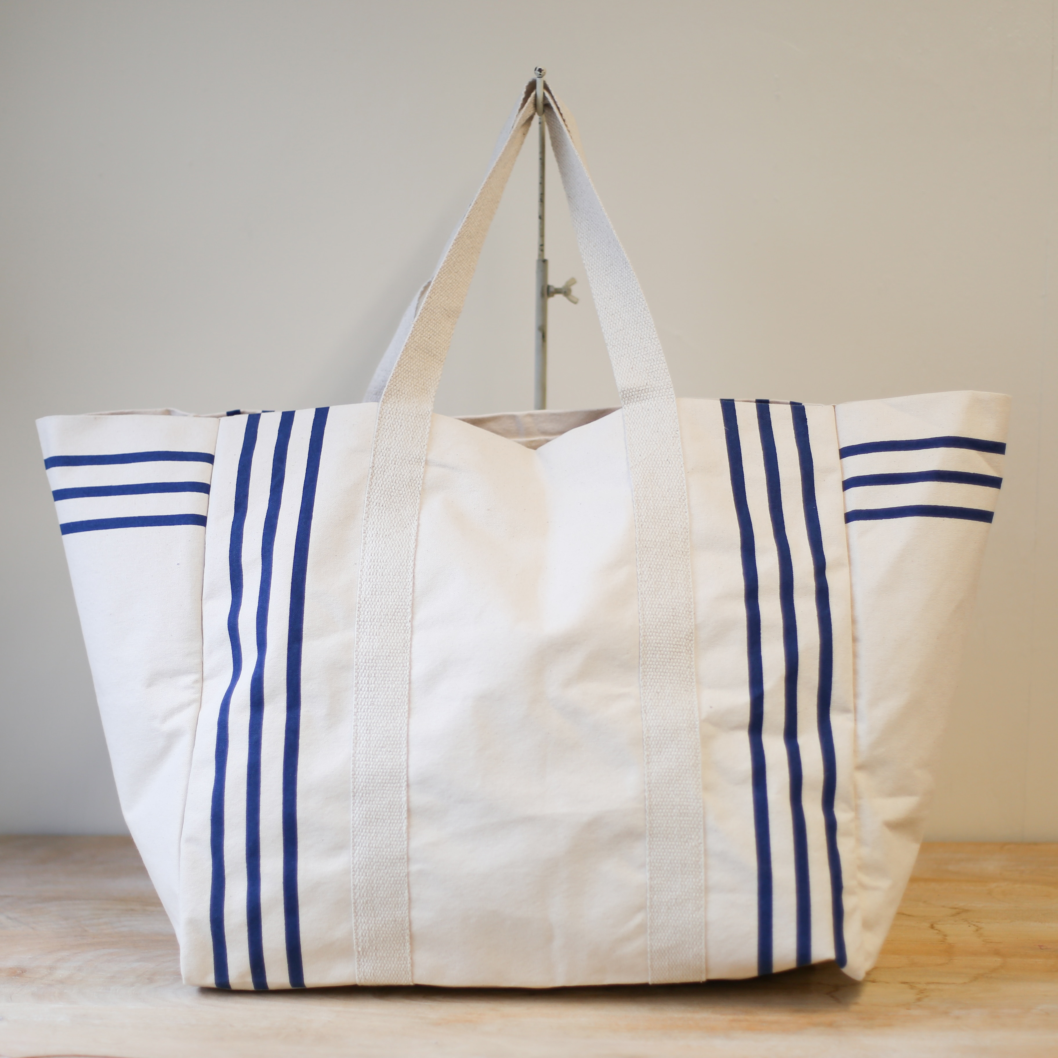 the royal standard bags
