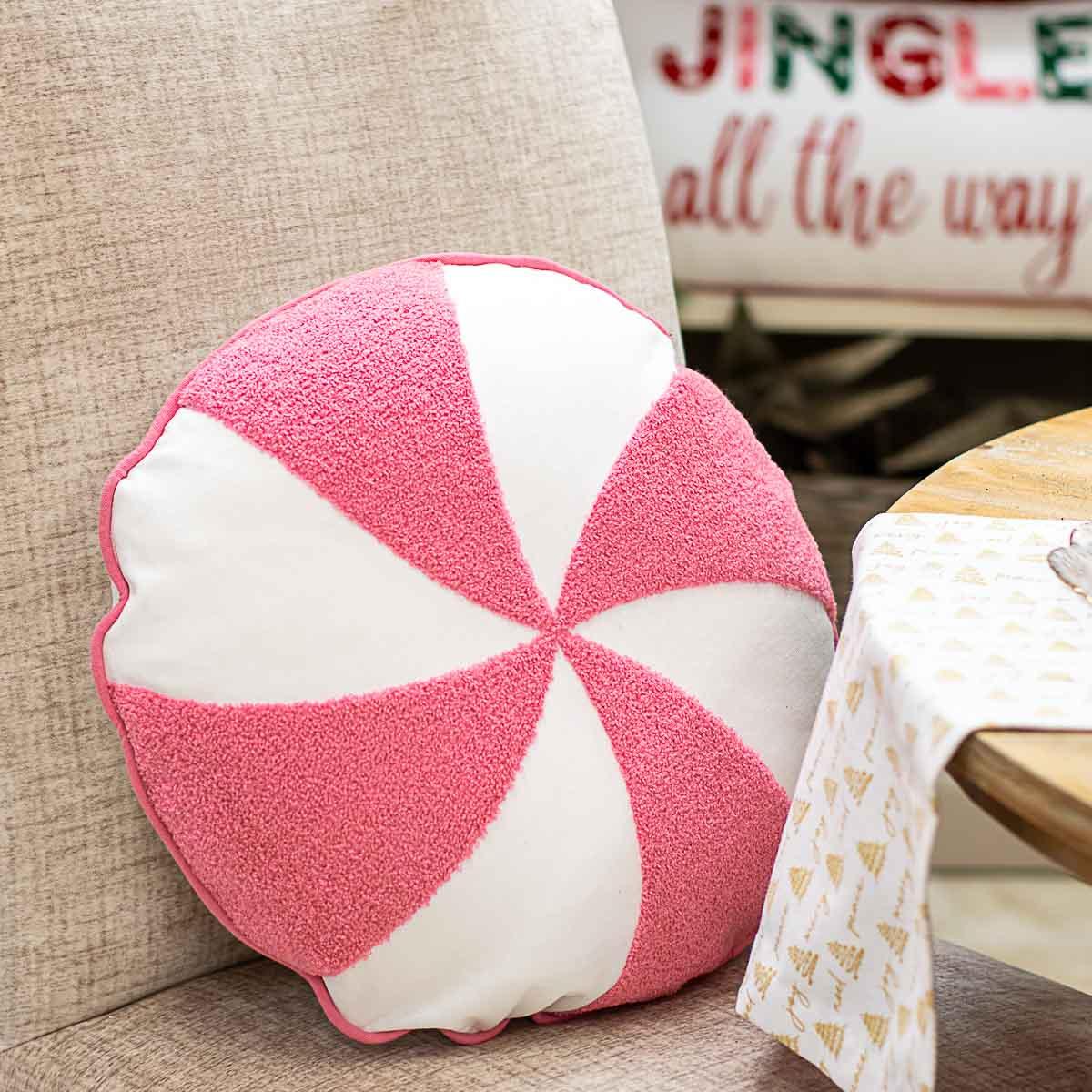 Peppermint Pillow in Pink| The Royal Standard